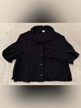 H&M Divided Women's Black Short Sleeve Cropped Button Down Shirt Size XS